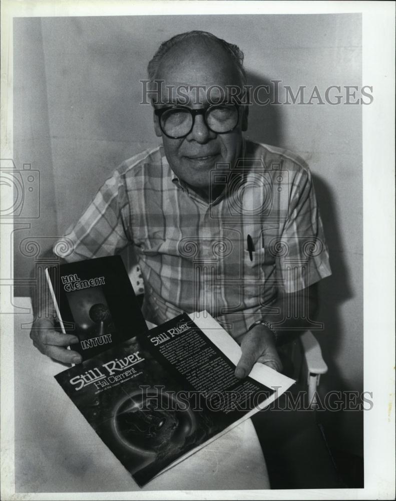 1989 Press Photo Harry Stubbs science fiction writer book - RSL47869 - Historic Images