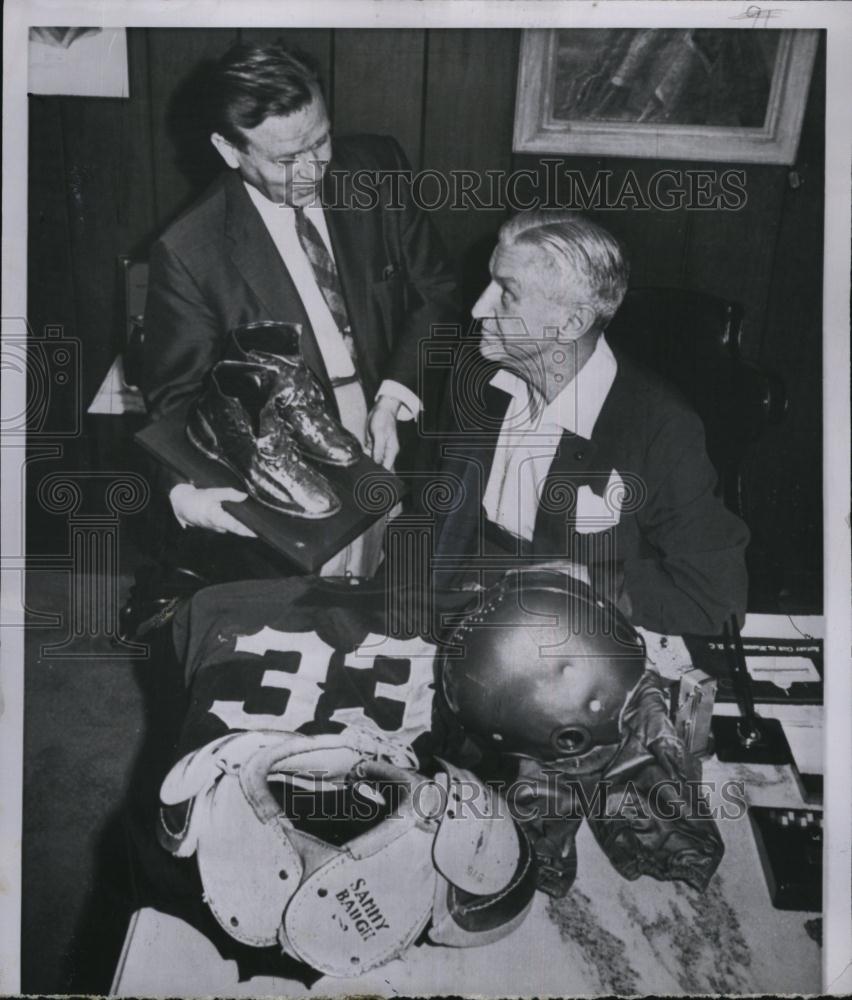 1963 Press Photo George Marshall owner of Washington Redskins &amp; QB Dick McCann - Historic Images