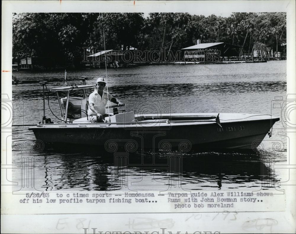 1983 Press Photo Tarpon Guide Alex Williams show off his tarpon fishing boat - Historic Images