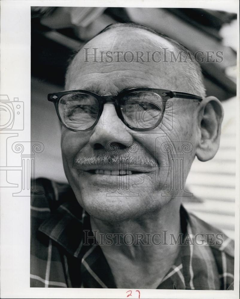 1965 Press Photo San Francisco Quake Survivor William J Rogers - RSL65729 - Historic Images