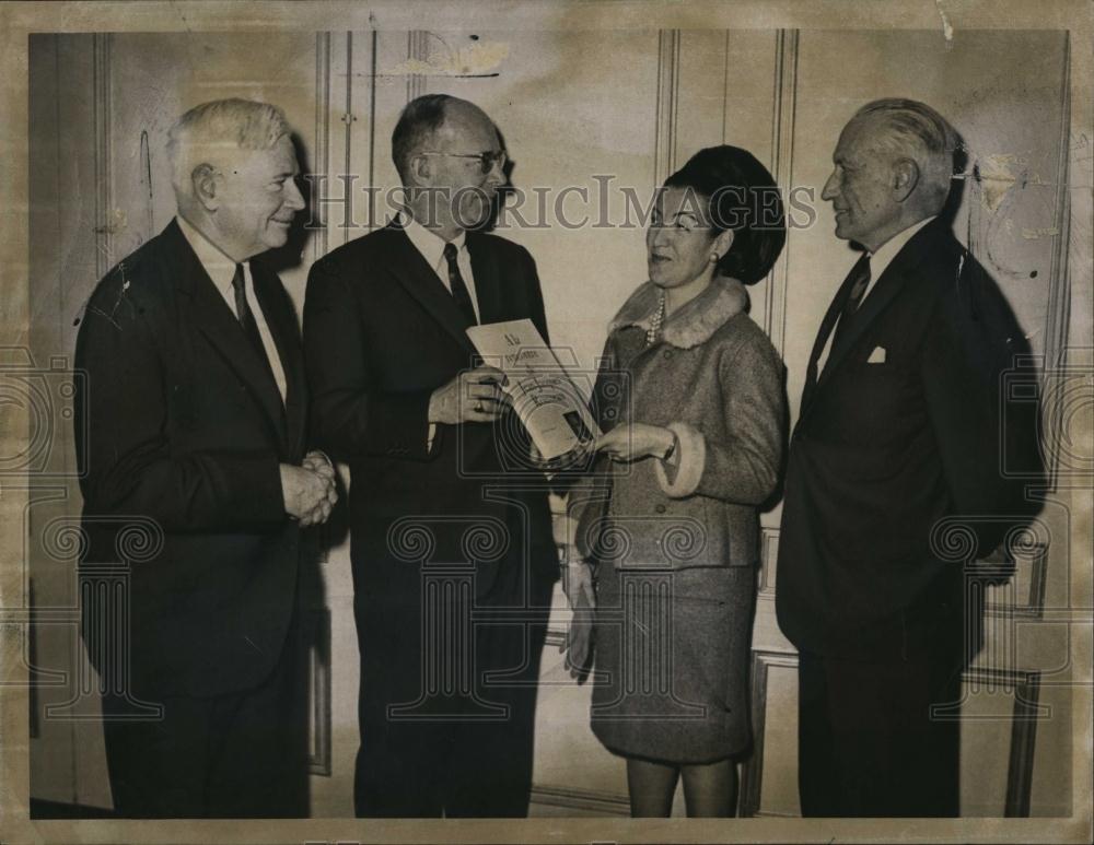 1967 Press Photo Madame Jaques Massenet Dr Lukas Burckhardt - RSL89389 - Historic Images