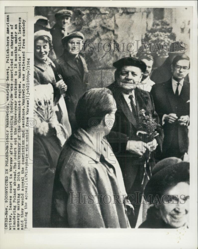 1964 Press Photo Melchoir Wankowicz Convicted In Poland Leaving Court - Historic Images