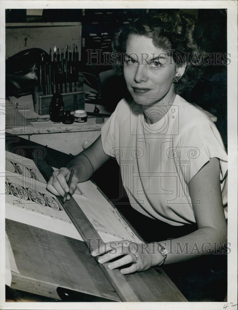 1950 Press Photo Carolyn Judkins Advertising layout Artists - RSL62307 - Historic Images