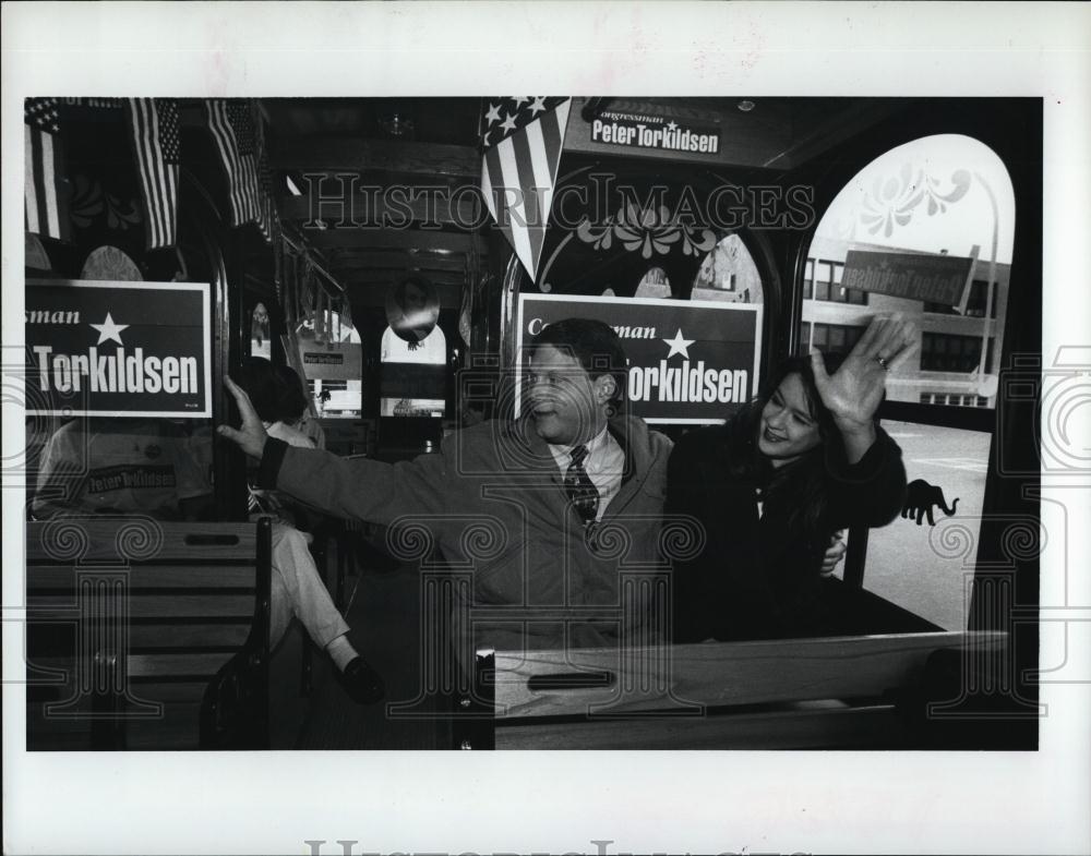 1996 Press Photo Congress hopeful P Torkildsen and wife Gail wave to supporters - Historic Images