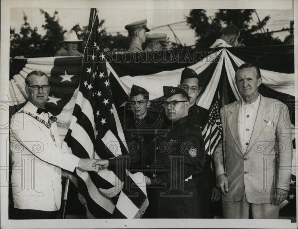 1952 Press Photo Elks Flag Day, HF McKay,Wm Trahan, R Carroll - RSL06899 - Historic Images