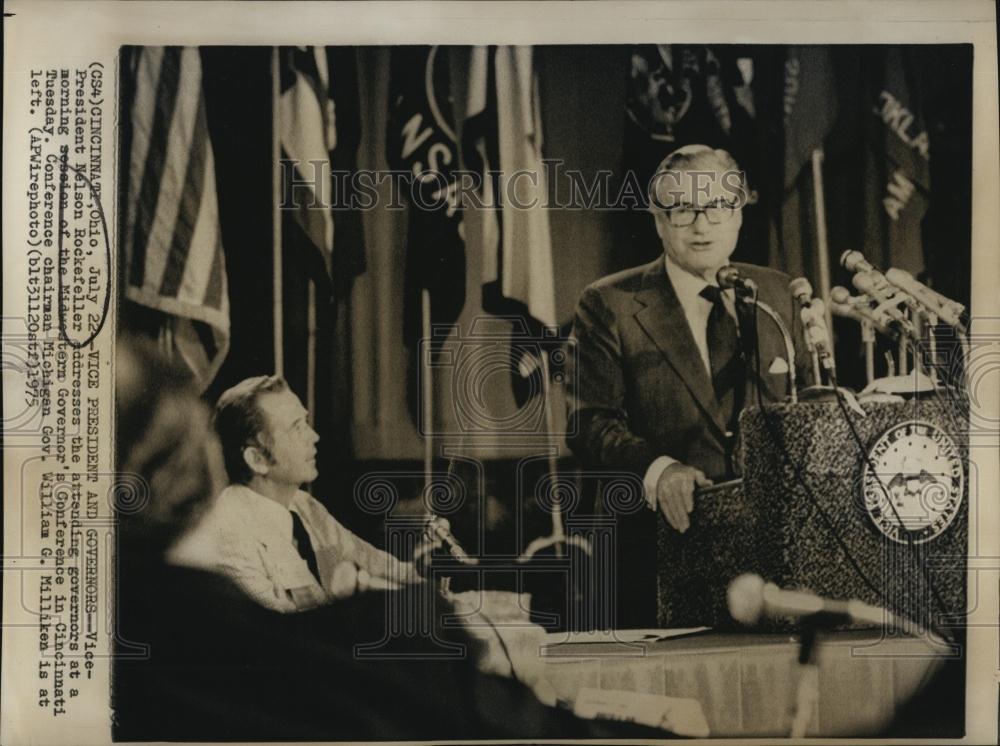 1975 Press Photo VP Nelson Rockerfeller & Mich Gov Wm Milliken - RSL88953 - Historic Images
