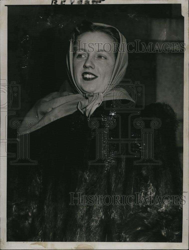 1950 Press Photo Burse Elizabeth Rose who reported Mrs Borroto&#39;s was dead - Historic Images