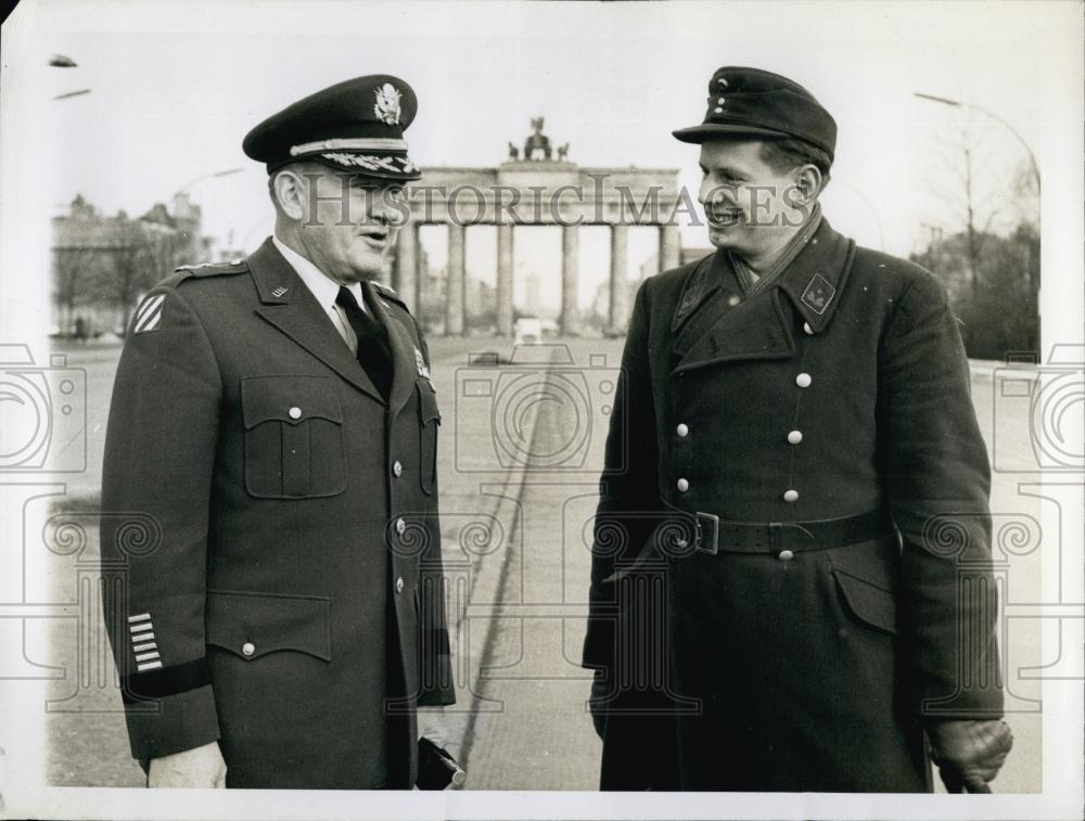 1960 Press Photo Maj Gen Ralph Morris Osborne US Commandant In West Berlin - Historic Images