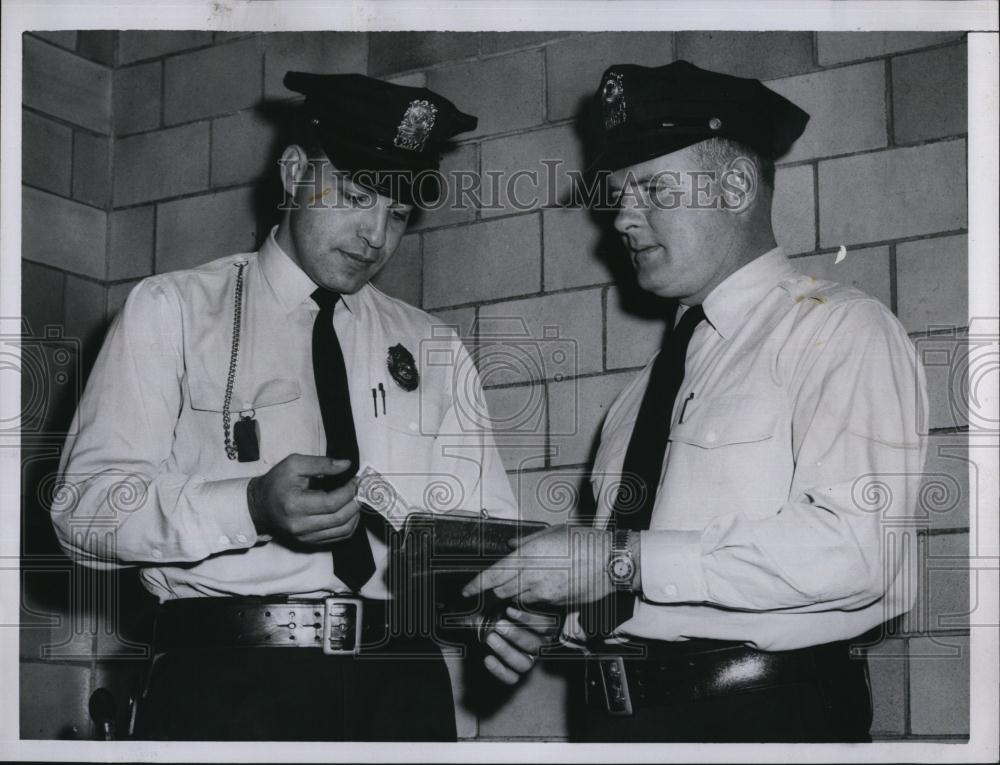 1964 Press Photo Officer Anthony Penzo, Officer Edward Pendergrast - RSL88619 - Historic Images