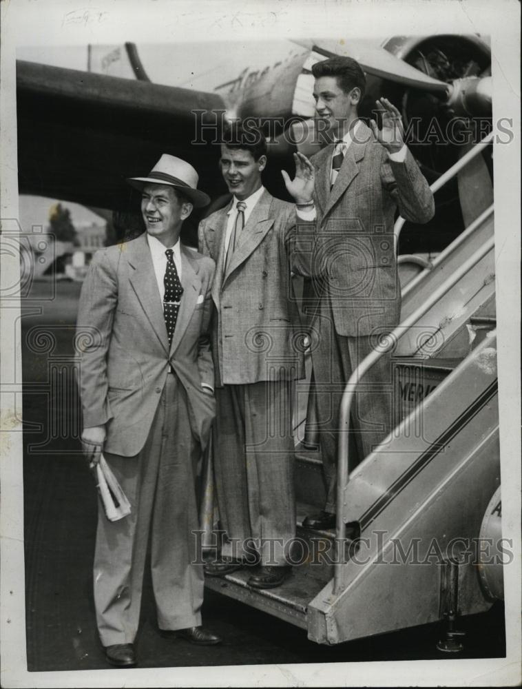 1948 Press Photo Jack Conway With Bert Freeman, Catcher &amp; Bob Votolato - Historic Images