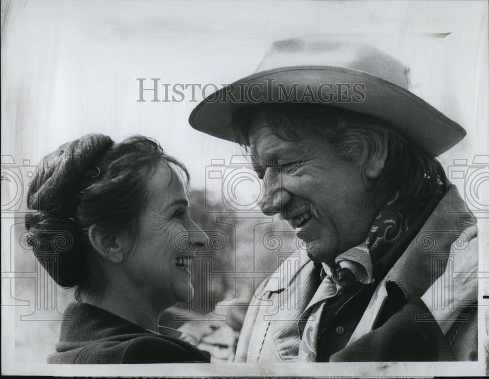 1973 Press Photo Kim Hunter Richard Boone The Detroit Connection NBC - RSL86531 - Historic Images
