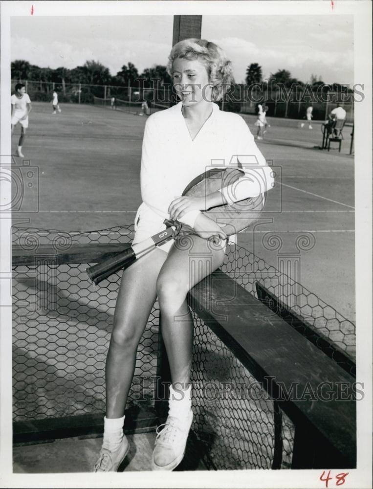 1957 Press Photo Tennis Player Fay Miller - RSL60941 - Historic Images