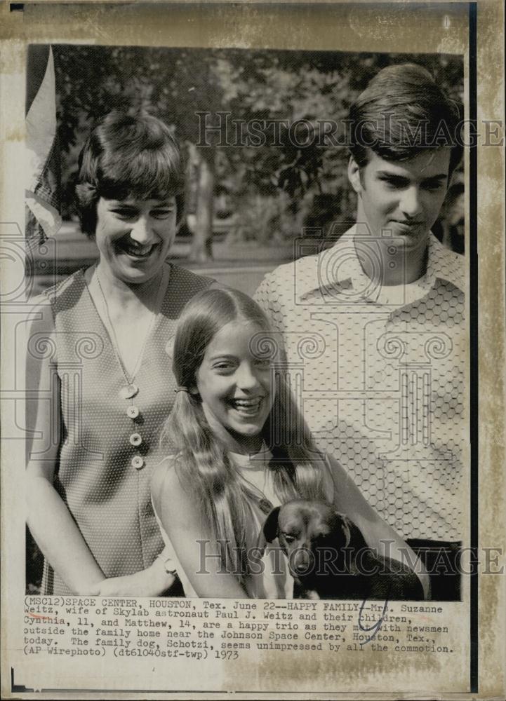 1973 Press Photo Mrs Suzanne Weitz, wife of Skylab Astronaut Paul Weitz - Historic Images