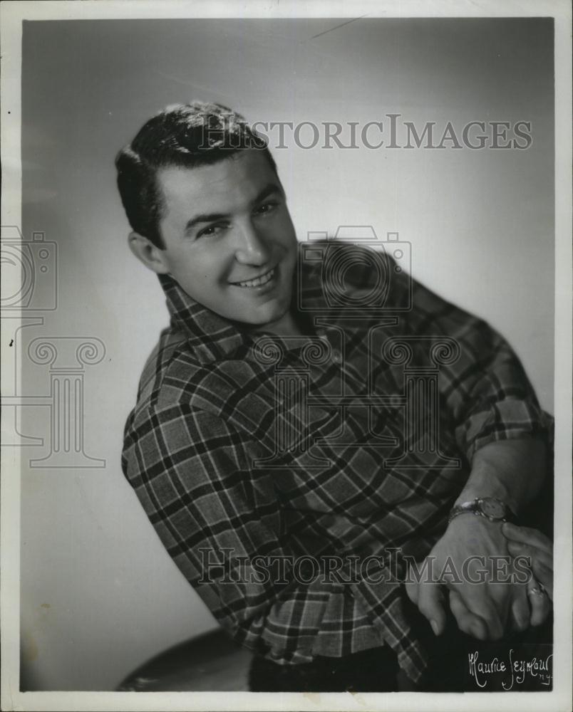 1960 Press Photo Popular Musician Singer Tony Mitchell - RSL82939 - Historic Images