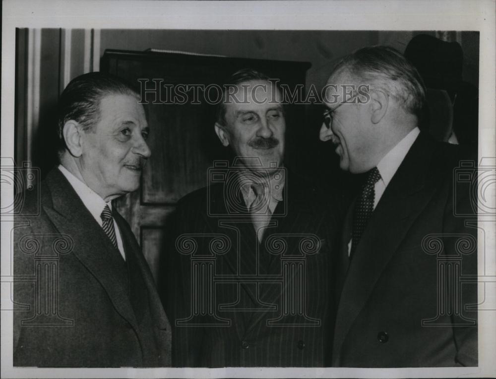 1948 Press Photo Vassili Denbramis, Greece, Sir John Balfour Britainm Alberto - Historic Images