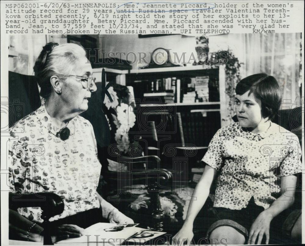 1963 Press Photo Jeannette And Betsy Piccard Women&#39;s Altitude Record Holder - Historic Images