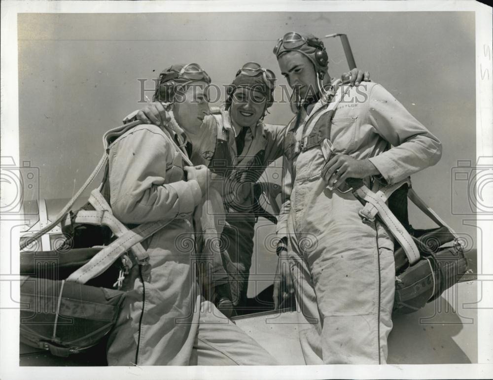 1942 Press Photo Lewis Smith, HJ Mazur, Whitlow of USM Academy Football Team - Historic Images