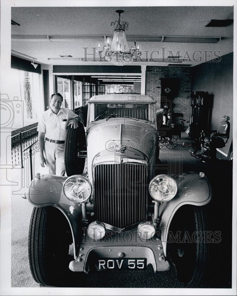 1975 Press Photo Bud Josey with BDM Towncar He Restored - RSL62329 - Historic Images