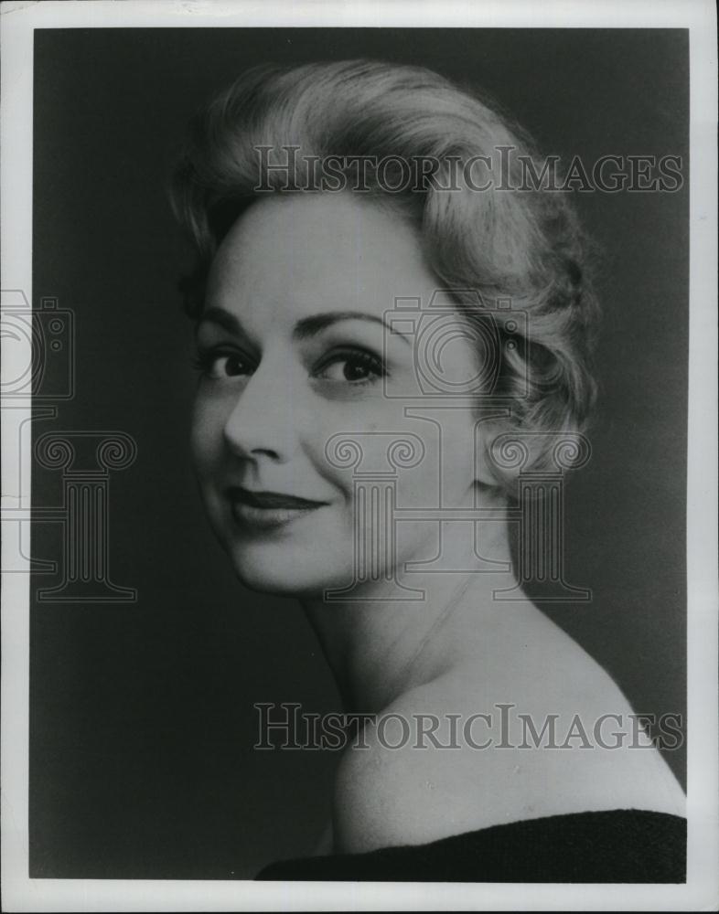 1974 Press Photo Arlene Saunders American spinto soprano opera singer - Historic Images