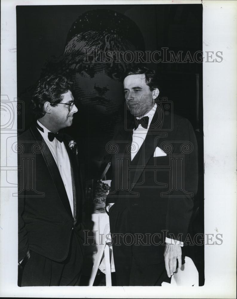 1987 Press Photo Alain Briottet, French Consul General, Cameron Mackintosh - Historic Images