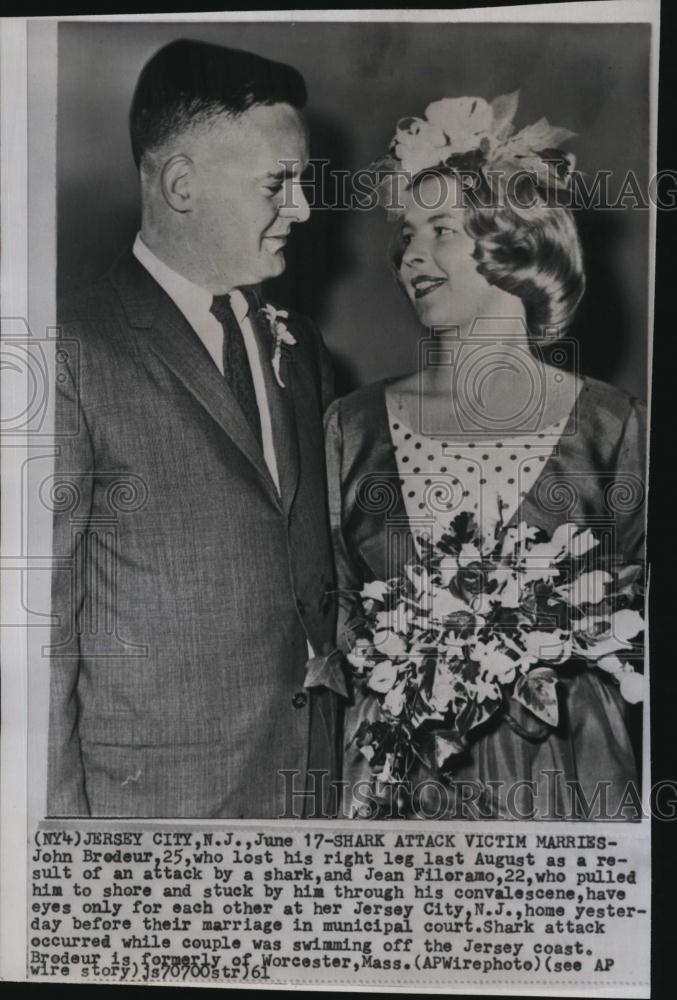 1961 Press Photo John Brodeur, Jean Filoramo before their marriage - RSL79977 - Historic Images