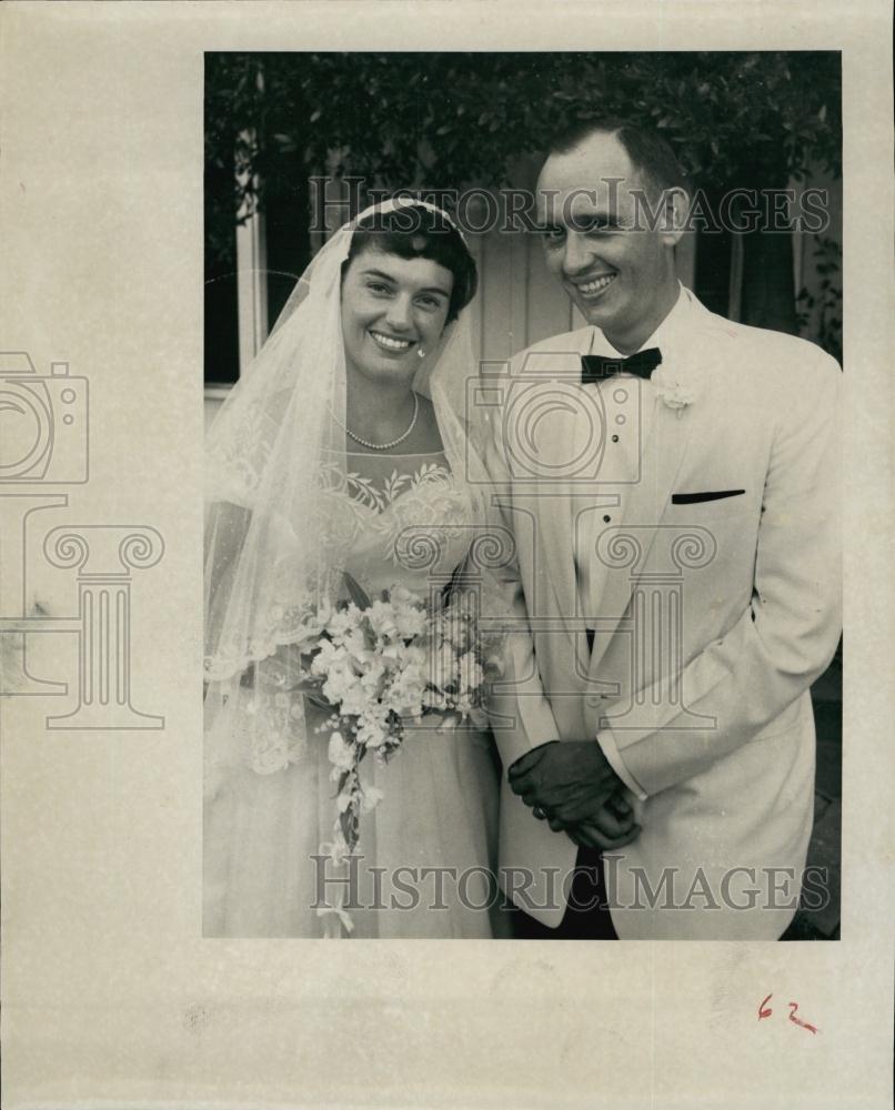 1958 Press Photo Wedding of William Tillery &amp; Janet Dunn - RSL62139 - Historic Images