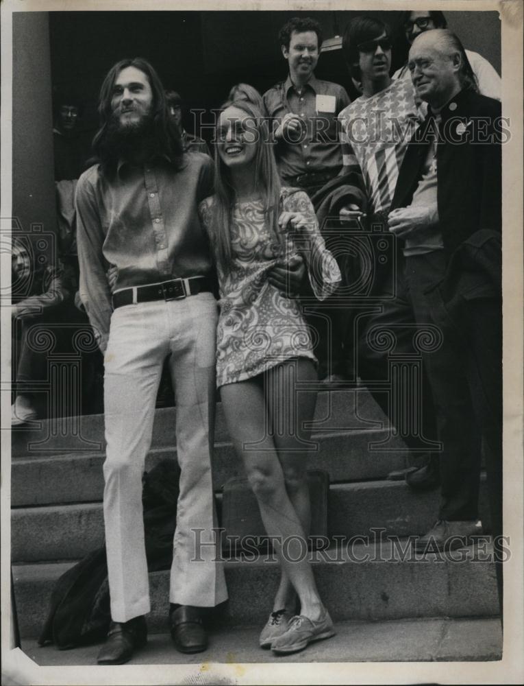 1970 Press Photo Dr Seth Maury &amp; Carolyn Peck - RSL43665 - Historic Images