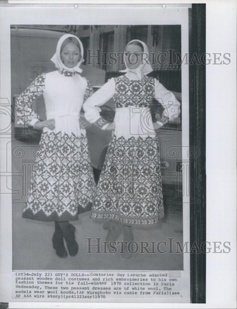 1970 Press Photo Models wearing Couturier Guy Laroche designed dresses - Historic Images