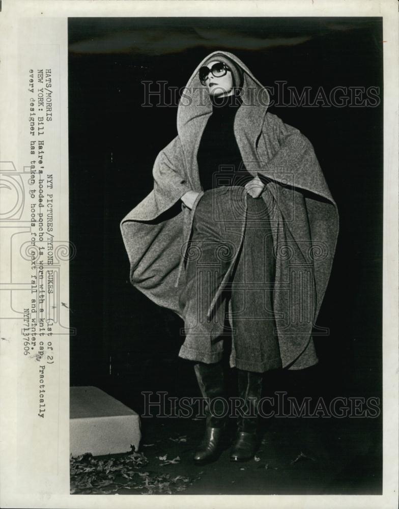 Press Photo Bill Haire&#39;s hooded poncho - RSL61997 - Historic Images