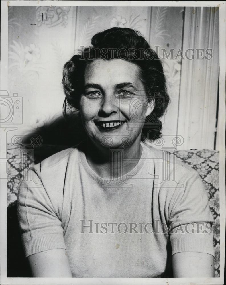 1962 Press Photo Mrs Mary E Lally Braintree Post Position Winner - RSL44491 - Historic Images