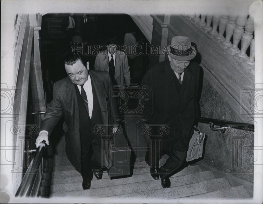 1971 Press Photo AttyWalter Hurley and judge De Seelnier - RSL87201 - Historic Images