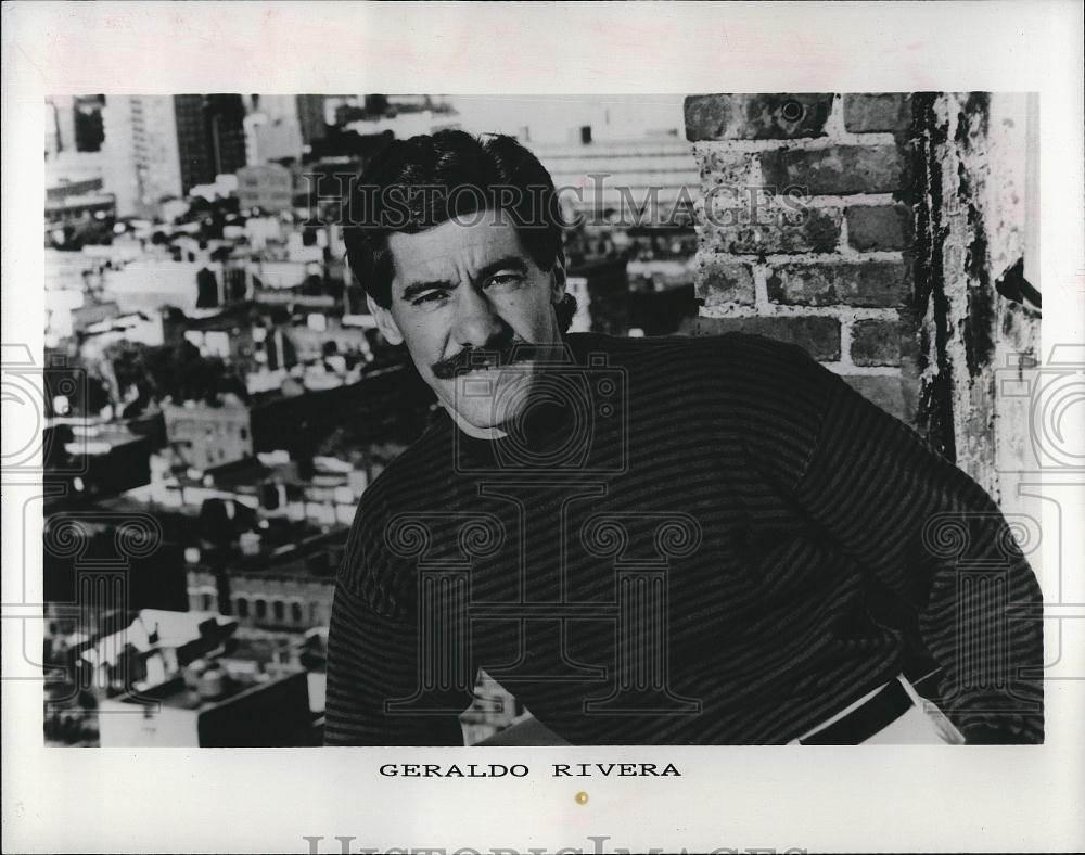 1989 Press Photo Host Geraldo Rivera for "Modern Love" - RSL85423 - Historic Images