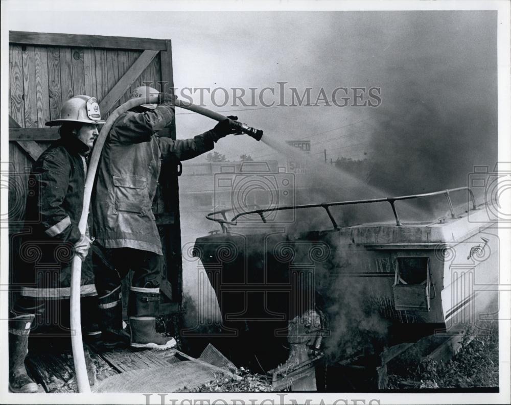 1979 Press Photo Boat Fire Injures Brooksville Employee - RSL69021 - Historic Images