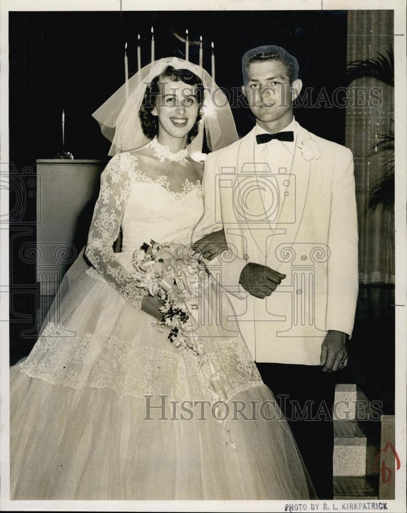Press Photo Wedding Of Miss Lois Bedell To Mr Louis Tilka, St Petersburg, FL - Historic Images