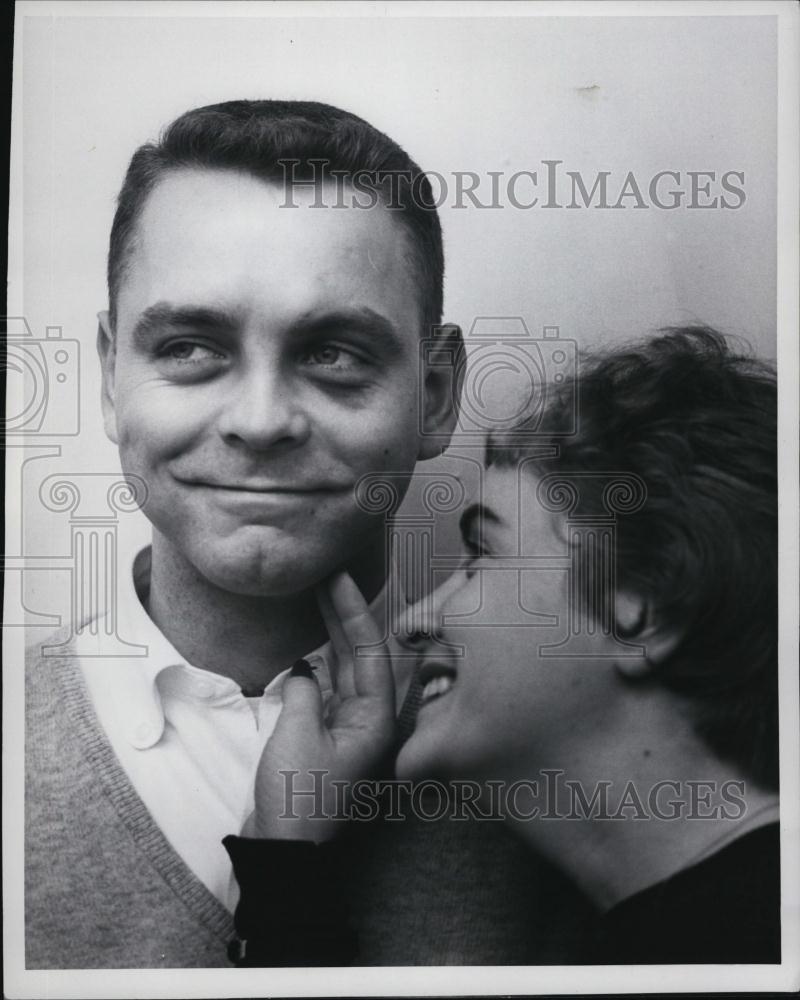 1958 Press Photo Dave Stratton Anne Faller After hockey game - RSL47995 - Historic Images