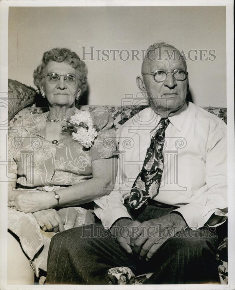 1950 Press Photo Mr &amp; Mrs Albert Welch celebrating their golden anniversary - Historic Images