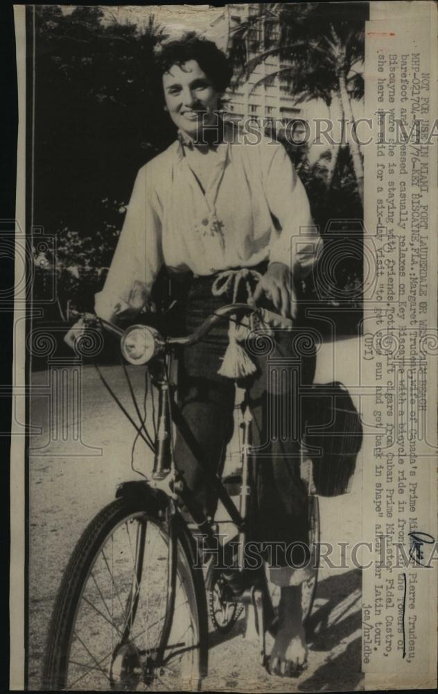 1976 Press Photo Canadas Prime Minister Pierre Trudeau - RSL93465 - Historic Images