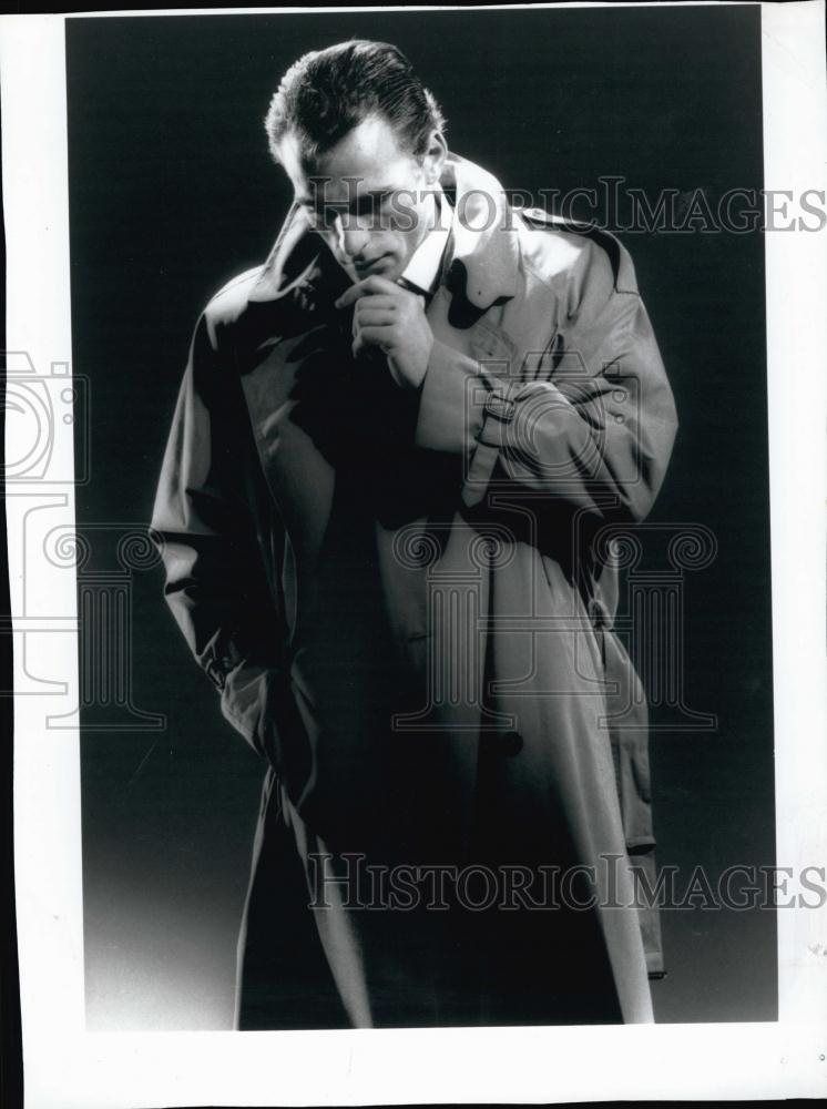 1992 Press Photo Teflon added to fabrics Rainwear Fashions Style - RSL59429 - Historic Images