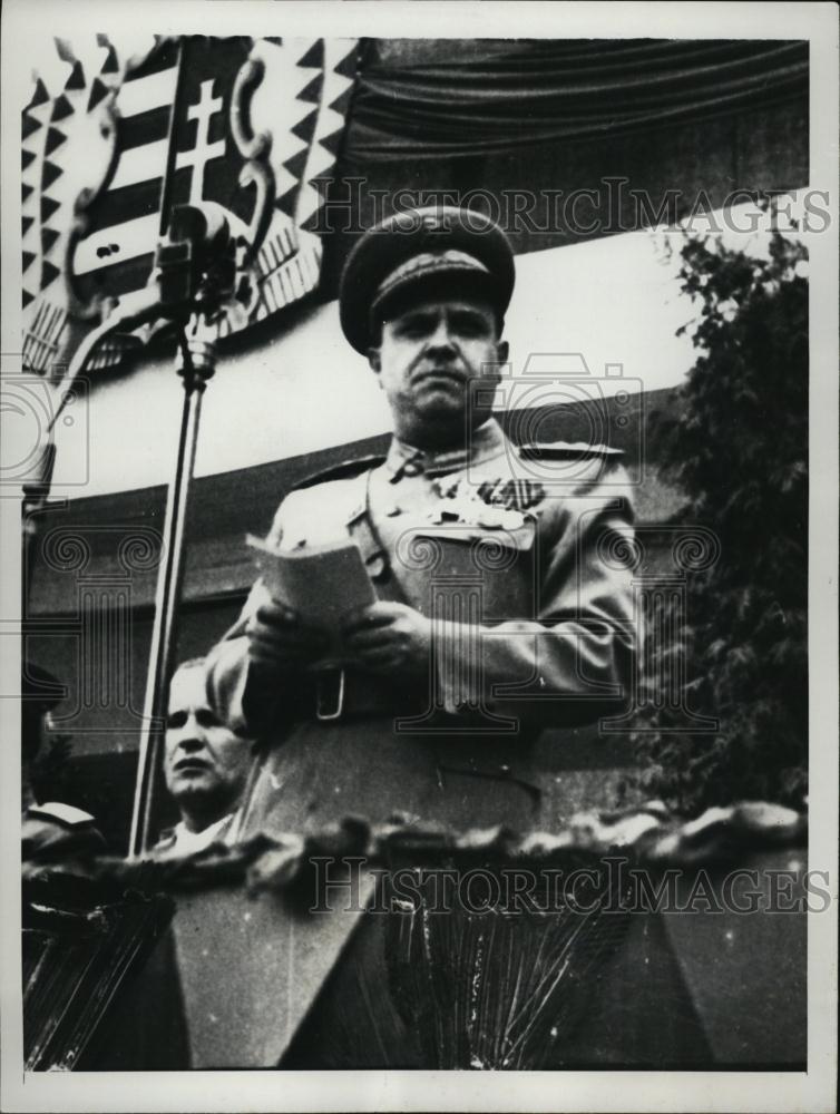 1956 Press Photo GenMihaly Farkas Stripped Of Rank In Budapest Hungary - Historic Images