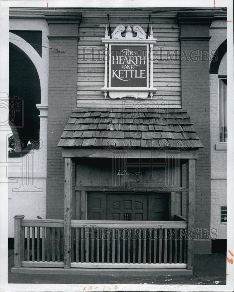 1970 Press Photo New Hearth and Kettle Restaurant - RSL65903 - Historic Images