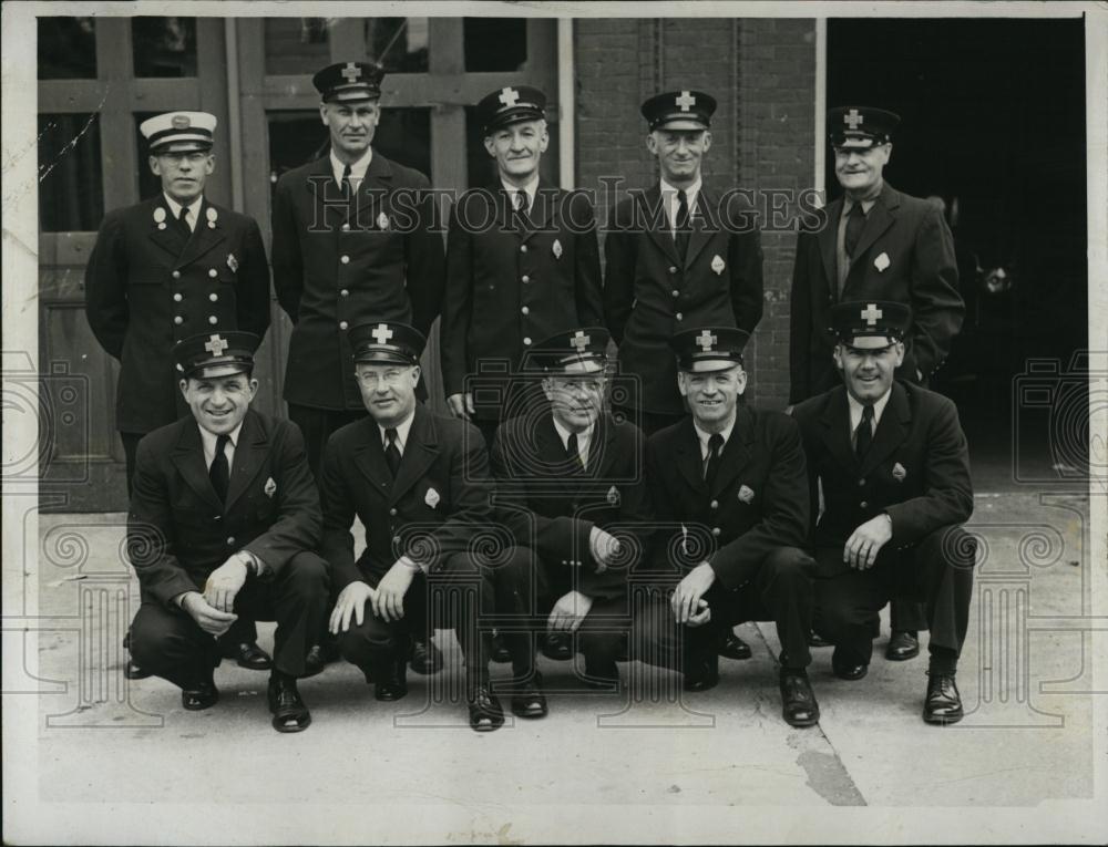 1948 Press Photo Engine #7, McKenzie,Murphy,Frizzell,Larkin,Mahoney,Doucet,Bowe - Historic Images