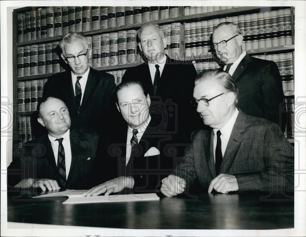 1963 Press Photo Gulf Coast Industrial Development Corp Chairman Wheeler - Historic Images
