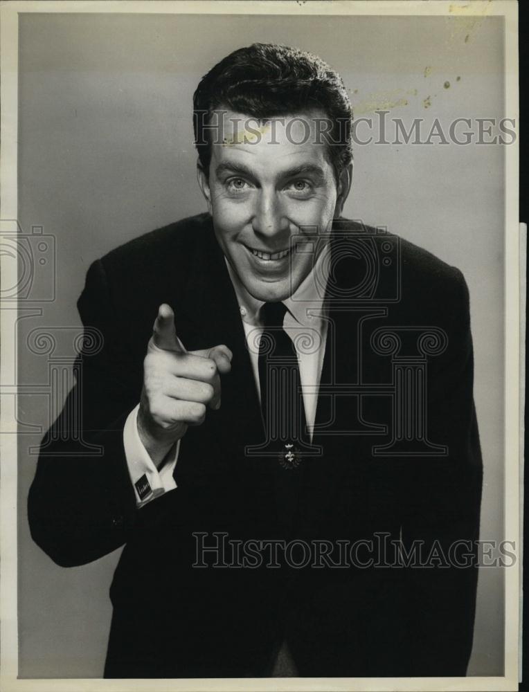 1956 Press Photo Bill Leyden Host of &quot;It Could be You&quot; - RSL43869 - Historic Images