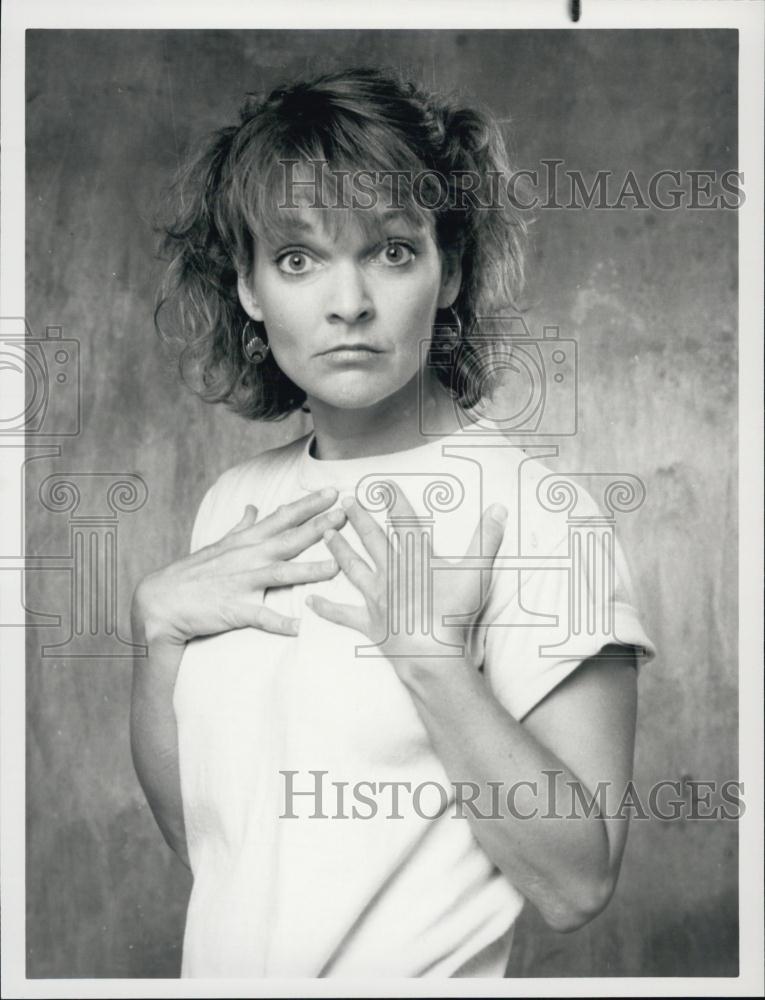 1990 Press Photo Actress Pamela Reed stars in &quot;Grand&quot; - RSL04421 - Historic Images