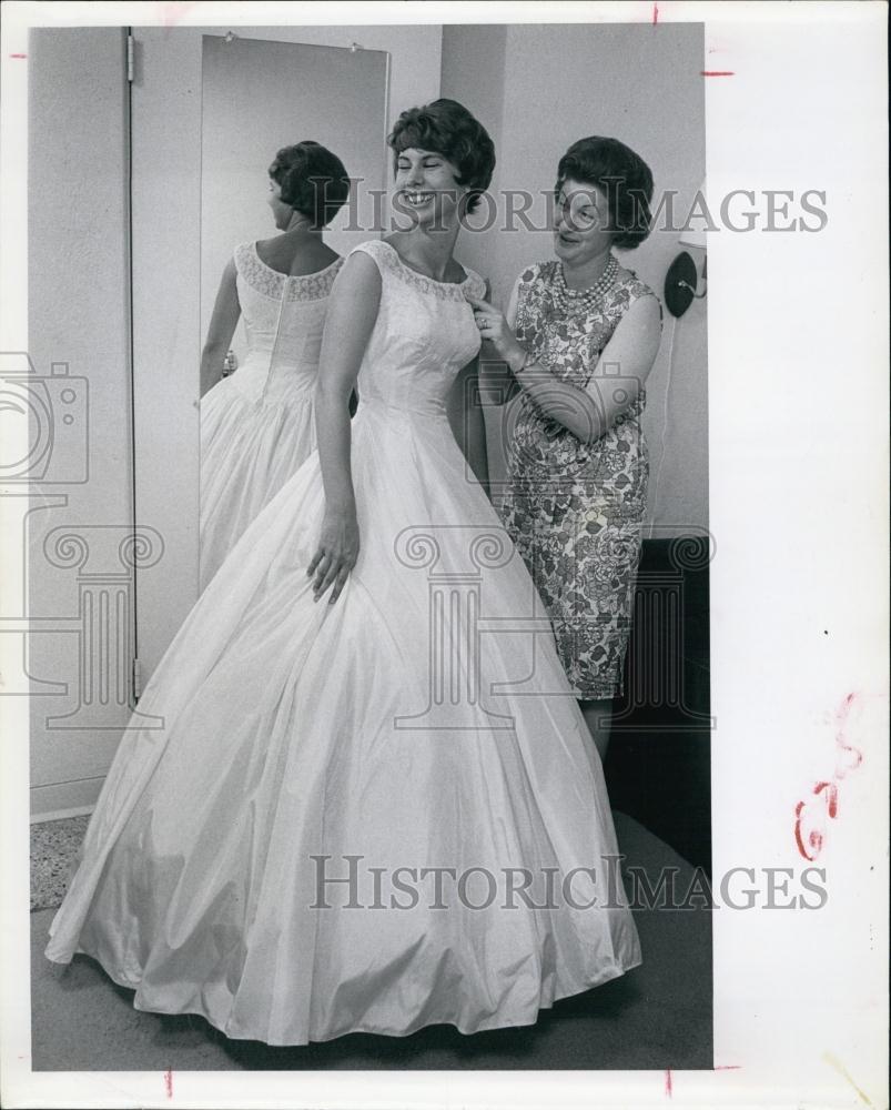 1963 Press Photo Donna Carol Day St Petersburg Debutante Daughter - RSL64499 - Historic Images