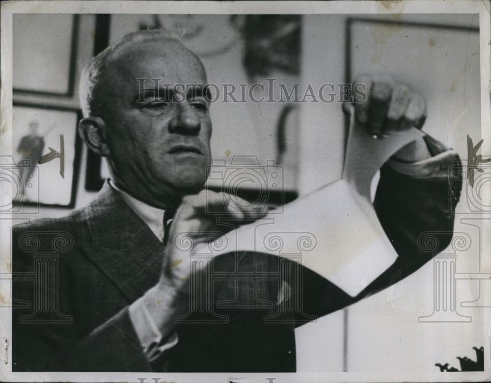 1949 Press Photo arthur "Bugs" Baer, an American journalist and humorist - Historic Images