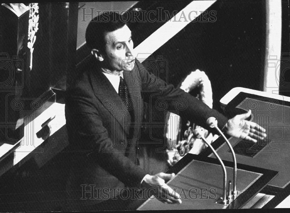 1973 Press Photo National Assembly Speaker Jean Royer Tribune - Historic Images