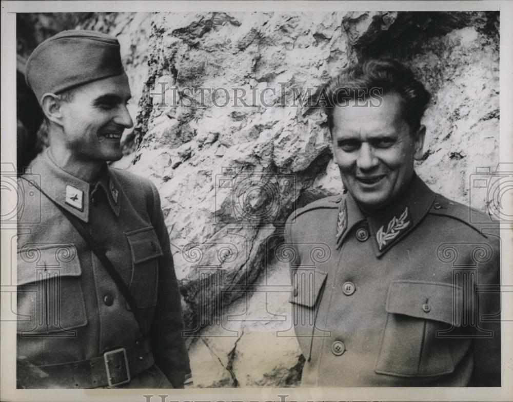 1948 Press Photo Colonel General Ara Jovanovitch with Marshall Tito - RSL84997 - Historic Images