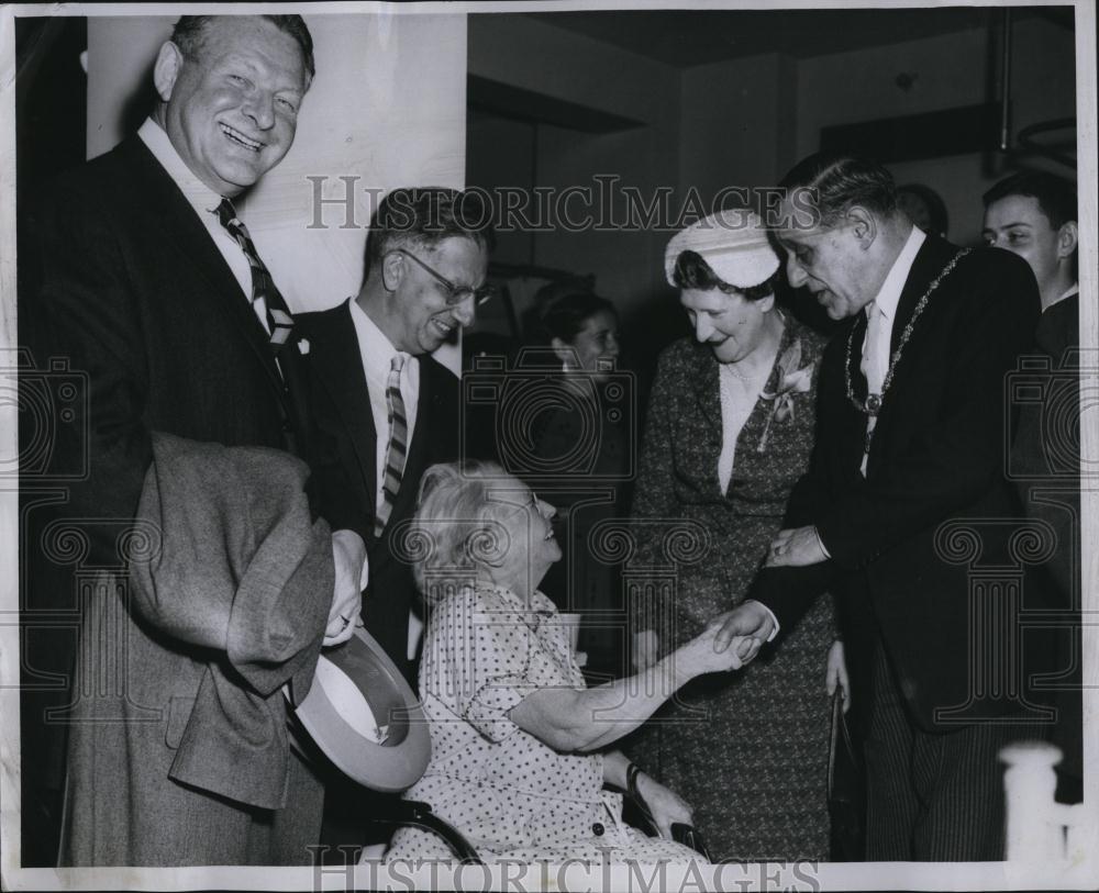 1957 Press Photo Lord Mayor Robert Briscoe of Ireland during visit to Boston - Historic Images