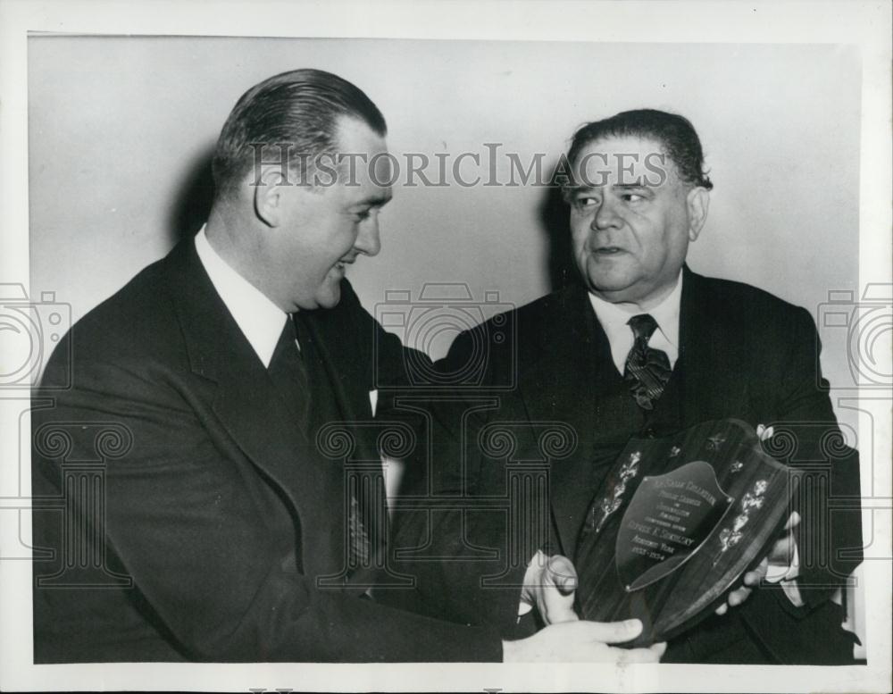 1954 Press Photo George Sokolsky Receives 1954 La Salle Collegian Award - Historic Images